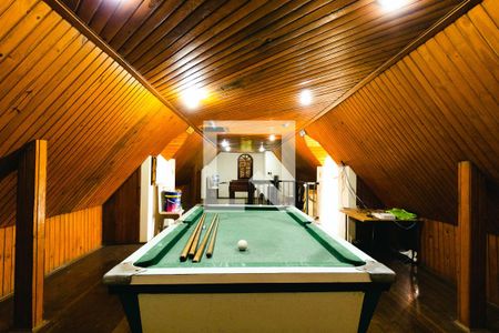 Casa à venda com 280m², 5 quartos e 6 vagasSala de Jogos