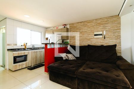 Casa à venda com 280m², 5 quartos e 6 vagasSala