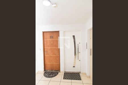 Apartamento à venda com 80m², 3 quartos e 1 vaga Apartamento à venda com 80m², 3 quartos e 1 vagaHall de entrada