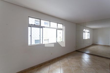 Sala de apartamento para alugar com 3 quartos, 82m² em Sagrada Família, Belo Horizonte