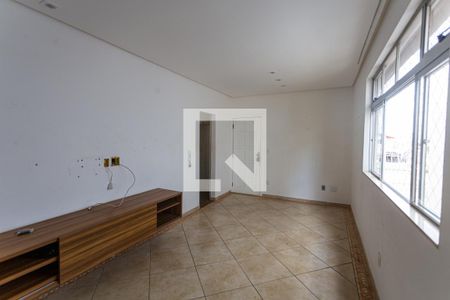 Sala de apartamento para alugar com 3 quartos, 82m² em Sagrada Família, Belo Horizonte