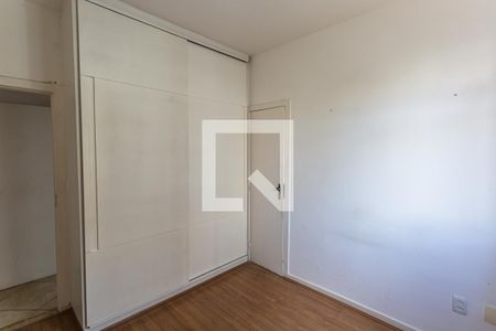 Suíte de apartamento para alugar com 3 quartos, 82m² em Sagrada Família, Belo Horizonte