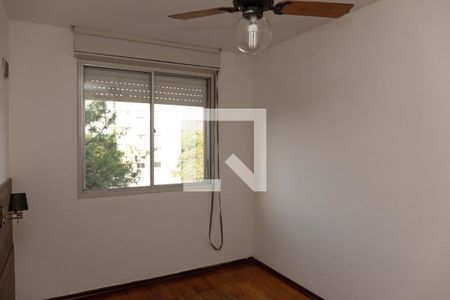Quarto 1 de apartamento à venda com 2 quartos, 56m² em Jardim Itu, Porto Alegre