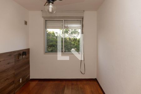 Quarto 1 de apartamento à venda com 2 quartos, 56m² em Jardim Itu, Porto Alegre