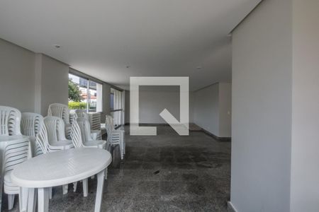 Apartamento à venda com 115m², 4 quartos e 2 vagas Apartamento à venda com 115m², 4 quartos e 2 vagasSalão de Festas