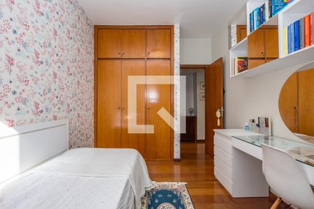 Apartamento à venda com 115m², 4 quartos e 2 vagas Apartamento à venda com 115m², 4 quartos e 2 vagasQuarto 3