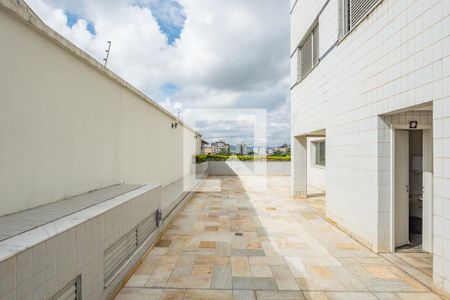 Apartamento à venda com 115m², 4 quartos e 2 vagas Apartamento à venda com 115m², 4 quartos e 2 vagasÁrea comum