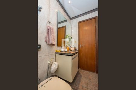 Apartamento à venda com 115m², 4 quartos e 2 vagas Apartamento à venda com 115m², 4 quartos e 2 vagasBanheiro Social