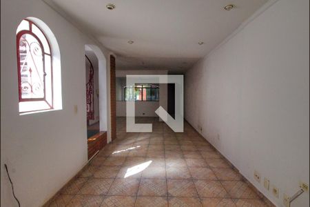 Casa à venda com 67m², 3 quartos e sem vagaSala
