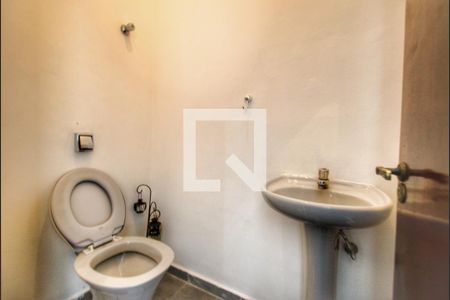 Casa à venda com 67m², 3 quartos e sem vagaLavabo