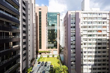 Apartamento à venda com 144m², 3 quartos e 3 vagasVaranda da Sala - Vista