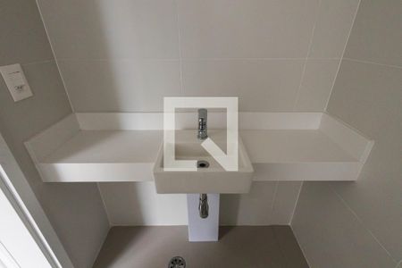 Apartamento à venda com 144m², 3 quartos e 3 vagasBanheiro da Suíte 2