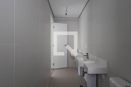 Apartamento à venda com 371m², 3 quartos e 4 vagasBanheiro da Suíte 3