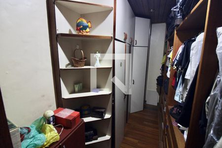 Apartamento à venda com 270m², 4 quartos e 2 vagasCloset da suíte 3