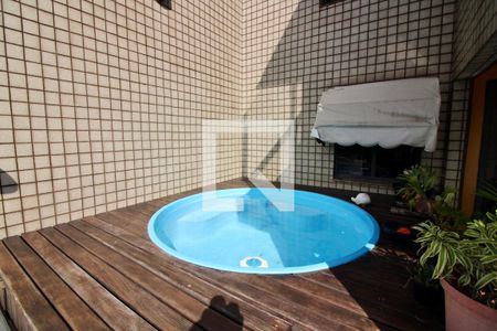 Apartamento à venda com 270m², 4 quartos e 2 vagasPiscina