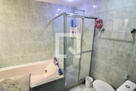 Apartamento à venda com 270m², 4 quartos e 2 vagasBanheiro da Suíte 3