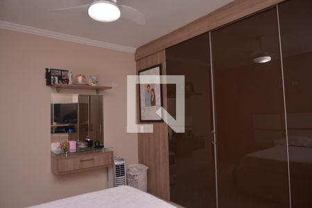 Casa à venda com 167m², 3 quartos e 4 vagasQuarto 2