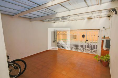 Casa à venda com 129m², 2 quartos e 2 vagas Casa à venda com 129m², 2 quartos e 2 vagasGaragem