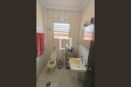 Casa à venda com 129m², 2 quartos e 2 vagas Casa à venda com 129m², 2 quartos e 2 vagasBanheiro