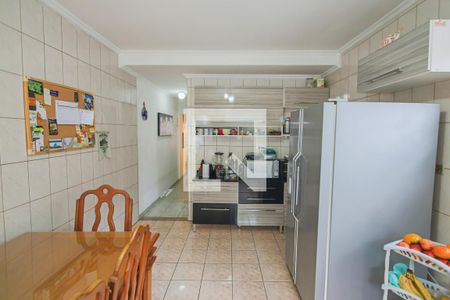 Casa à venda com 129m², 2 quartos e 2 vagas Casa à venda com 129m², 2 quartos e 2 vagasCozinha