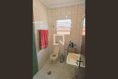 Casa à venda com 129m², 2 quartos e 2 vagas Casa à venda com 129m², 2 quartos e 2 vagasBanheiro