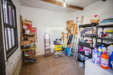 Casa à venda com 129m², 2 quartos e 2 vagas Casa à venda com 129m², 2 quartos e 2 vagasLavanderia Quarto