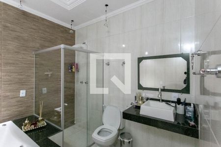 Casa à venda com 179m², 3 quartos e 2 vagasBanheiro da Suíte