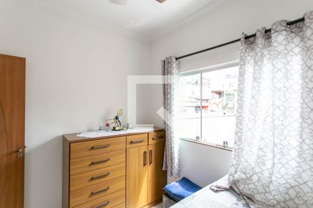 Casa à venda com 179m², 3 quartos e 2 vagasQuarto 2