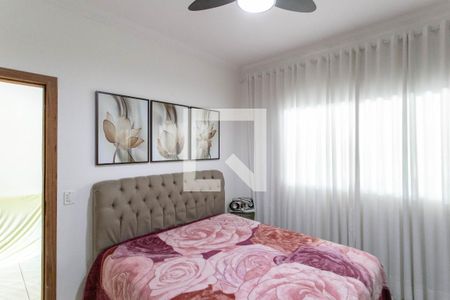 Casa à venda com 179m², 3 quartos e 2 vagasQuarto Suíte