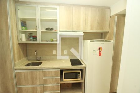 Apartamento à venda com 28m², 1 quarto e 1 vaga Apartamento à venda com 28m², 1 quarto e 1 vagaCozinha