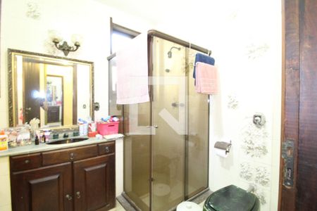 Casa para alugar com 1200m², 5 quartos e 3 vagasBanheiro