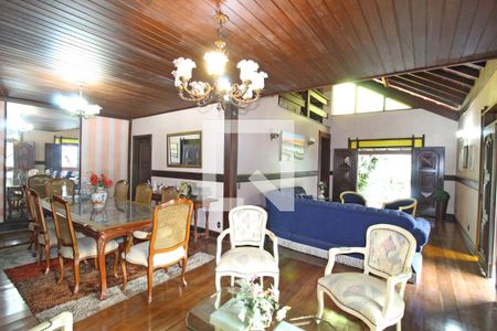 Casa para alugar com 1200m², 5 quartos e 3 vagasSala de Jantar