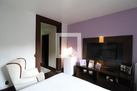 Casa para alugar com 1200m², 5 quartos e 3 vagasQuarto 3 (suíte)