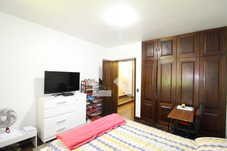 Casa para alugar com 1200m², 5 quartos e 3 vagasQuarto 1