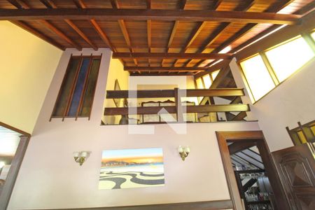 Casa para alugar com 1200m², 5 quartos e 3 vagasSala de estar