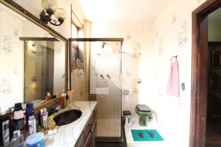 Casa para alugar com 1200m², 5 quartos e 3 vagasBanheiro Quarto 3 (suíte)