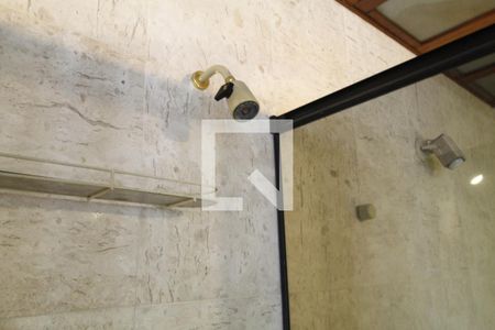 Casa para alugar com 1200m², 5 quartos e 3 vagasBanheiro Quarto 4, suíte de hóspedes