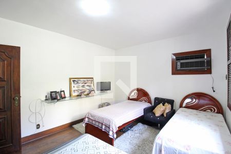 Casa para alugar com 1200m², 5 quartos e 3 vagasQuarto 2