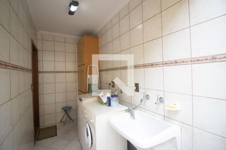 Casa à venda com 166m², 3 quartos e 4 vagas Casa à venda com 166m², 3 quartos e 4 vagasÁrea de Serviço
