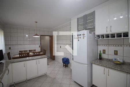 Casa à venda com 166m², 3 quartos e 4 vagas Casa à venda com 166m², 3 quartos e 4 vagasCozinha