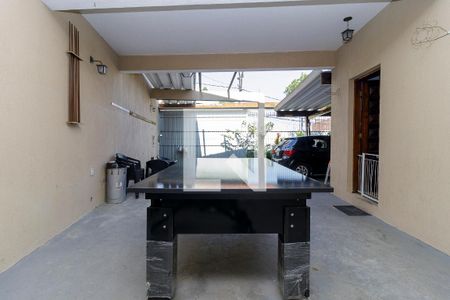 Casa à venda com 340m², 3 quartos e 6 vagas Casa à venda com 340m², 3 quartos e 6 vagasQuintal