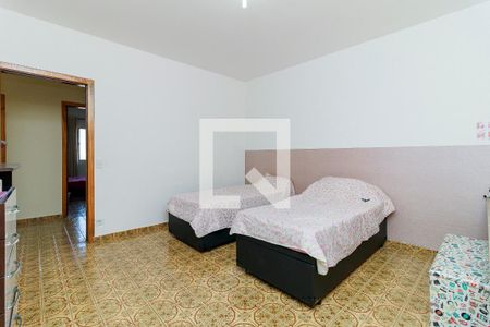 Casa à venda com 340m², 3 quartos e 6 vagas Casa à venda com 340m², 3 quartos e 6 vagasQuarto 2