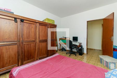 Casa à venda com 340m², 3 quartos e 6 vagas Casa à venda com 340m², 3 quartos e 6 vagasQuarto 1