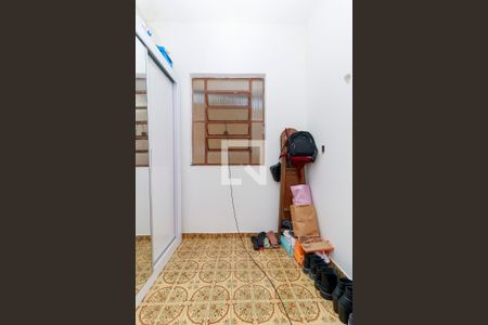 Casa à venda com 340m², 3 quartos e 6 vagas Casa à venda com 340m², 3 quartos e 6 vagasQuarto 2 - Closet