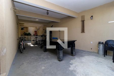 Casa à venda com 340m², 3 quartos e 6 vagas Casa à venda com 340m², 3 quartos e 6 vagasQuintal