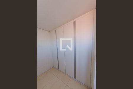Apartamento à venda com 83m², 3 quartos e 1 vagaÁrea de serviço