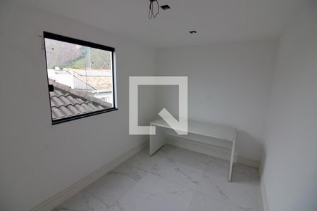 Casa à venda com 270m², 4 quartos e 2 vagas Casa à venda com 270m², 4 quartos e 2 vagasQuarto 3