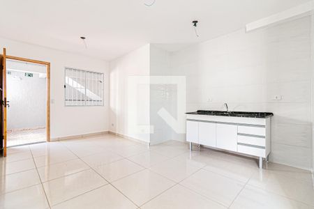 Studio para alugar com 38m², 2 quartos e sem vaga Studio para alugar com 38m², 2 quartos e sem vagaCozinha e Área de Serviço