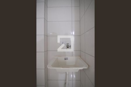 Banheiro de kitnet/studio para alugar com 1 quarto, 30m² em Artur Alvim, São Paulo