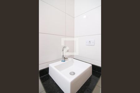 Banheiro de kitnet/studio para alugar com 1 quarto, 30m² em Artur Alvim, São Paulo
